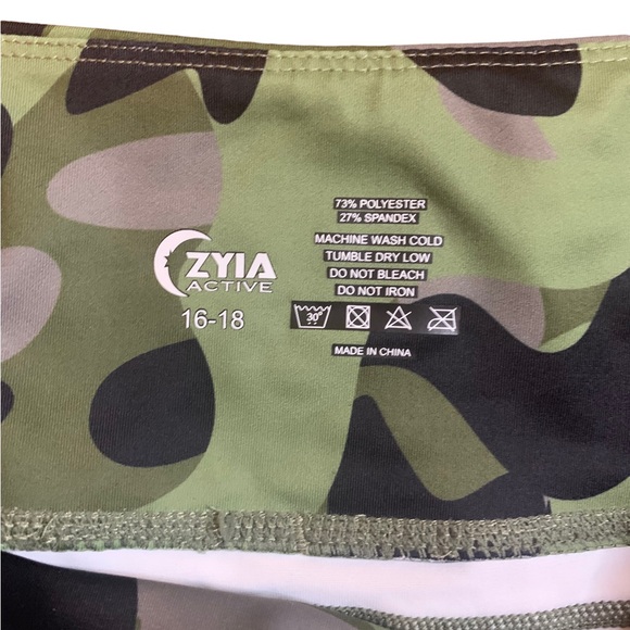 Zyia light n tight pocket camo leggings 7/8 hi rise - Picture 4 of 6